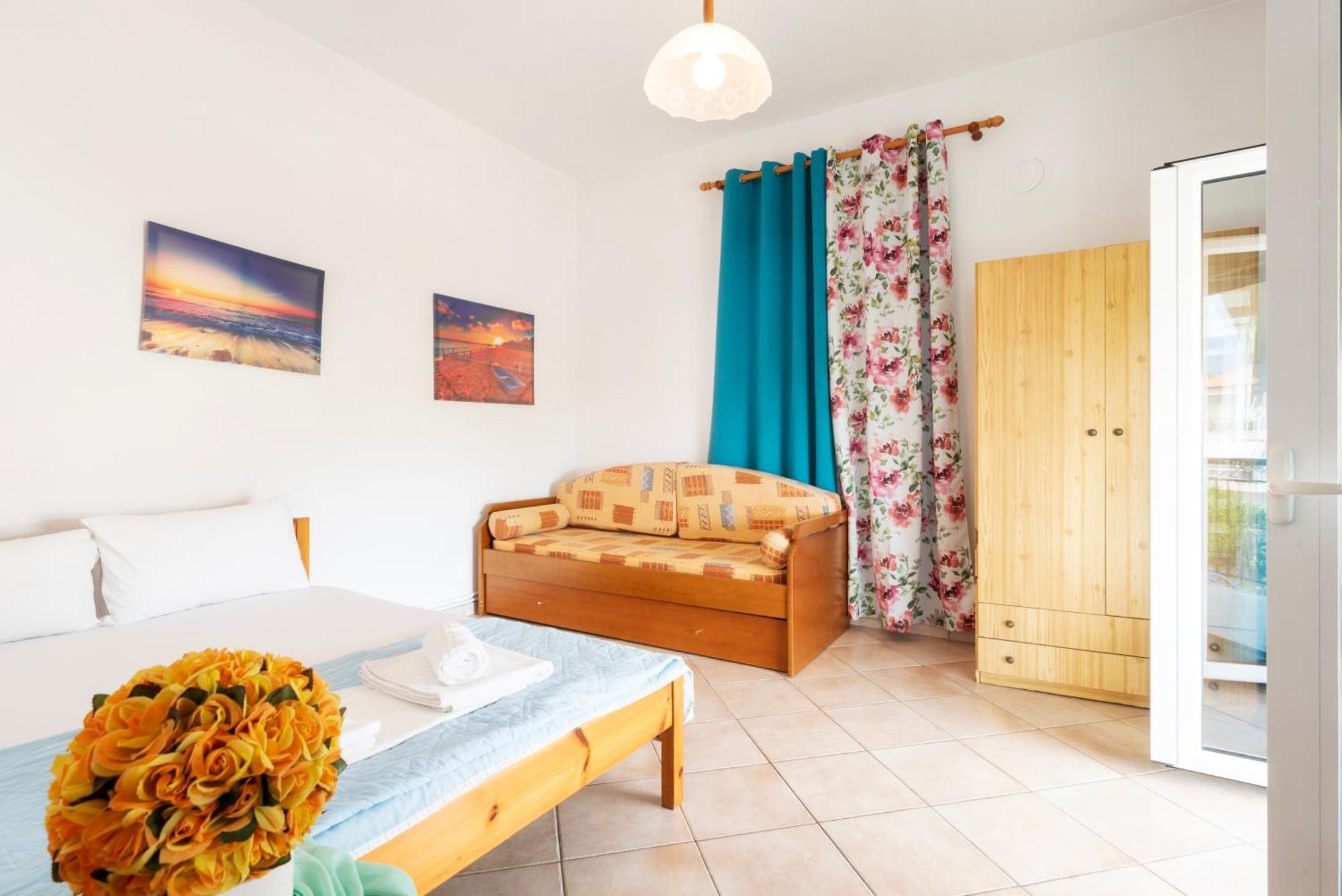 Marilena Apartments Anastasiou Velika  Exterior photo